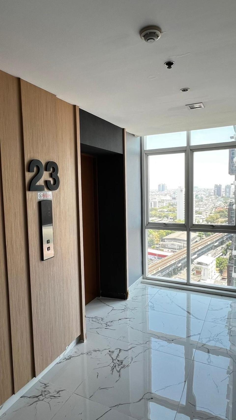 The Coast Apartment Bangkok Bagian luar foto