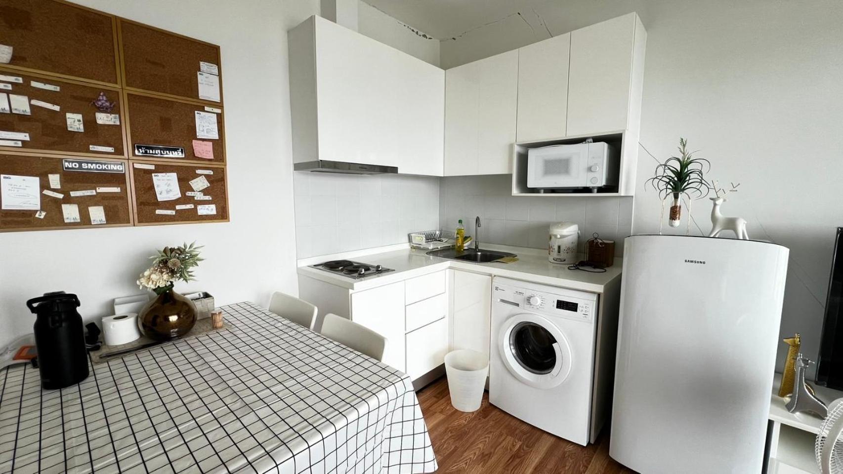 The Coast Apartment Bangkok Bagian luar foto